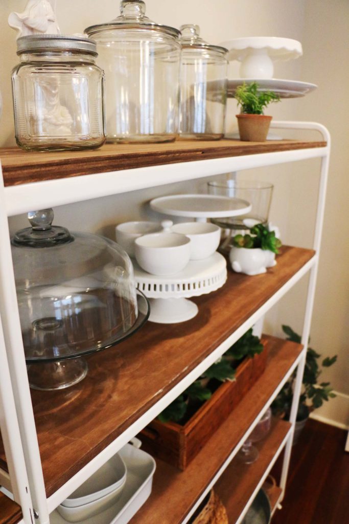 athomewithnatalie-dining-room-shelving