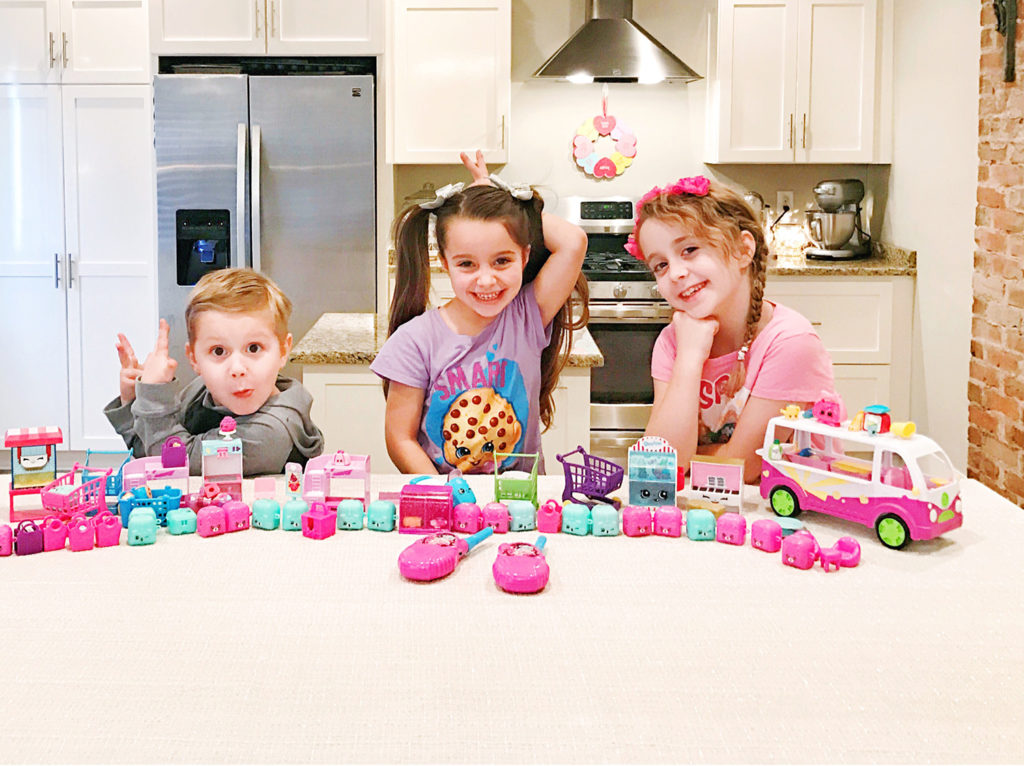 Shopkins Video-AtHomeWithNatalie