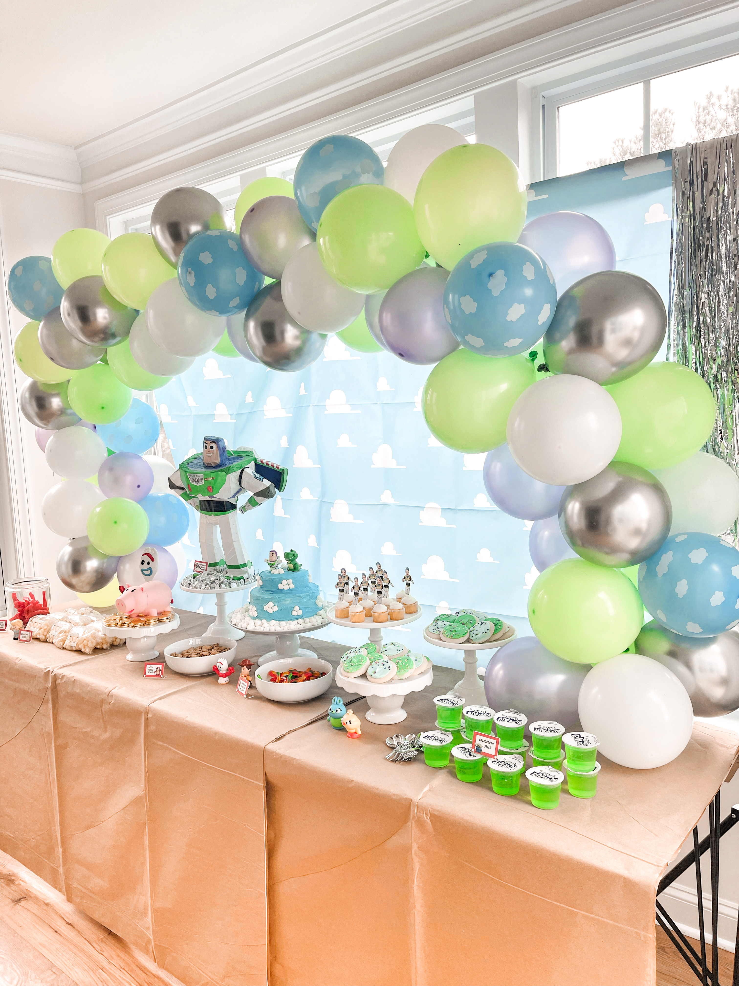 Toy story deals table set